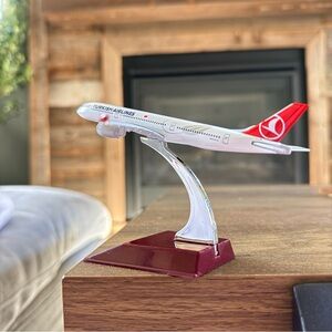 Turkish Airlines aircraft  Box A350 1:1500 collectable series original toy decor